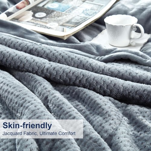 DREAMNINE King Size Fleece Bed Blanket - Luxury Soft Flannel, 90" x 108", Cozy Grey Velvet for Winter