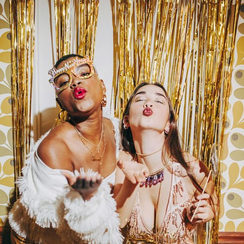 Gold Foil Curtain Backdrop by [Brand Name] - 20 Pack Metallic Tinsel Fringe | 3.2ft x 8.2ft for Birthday Parties