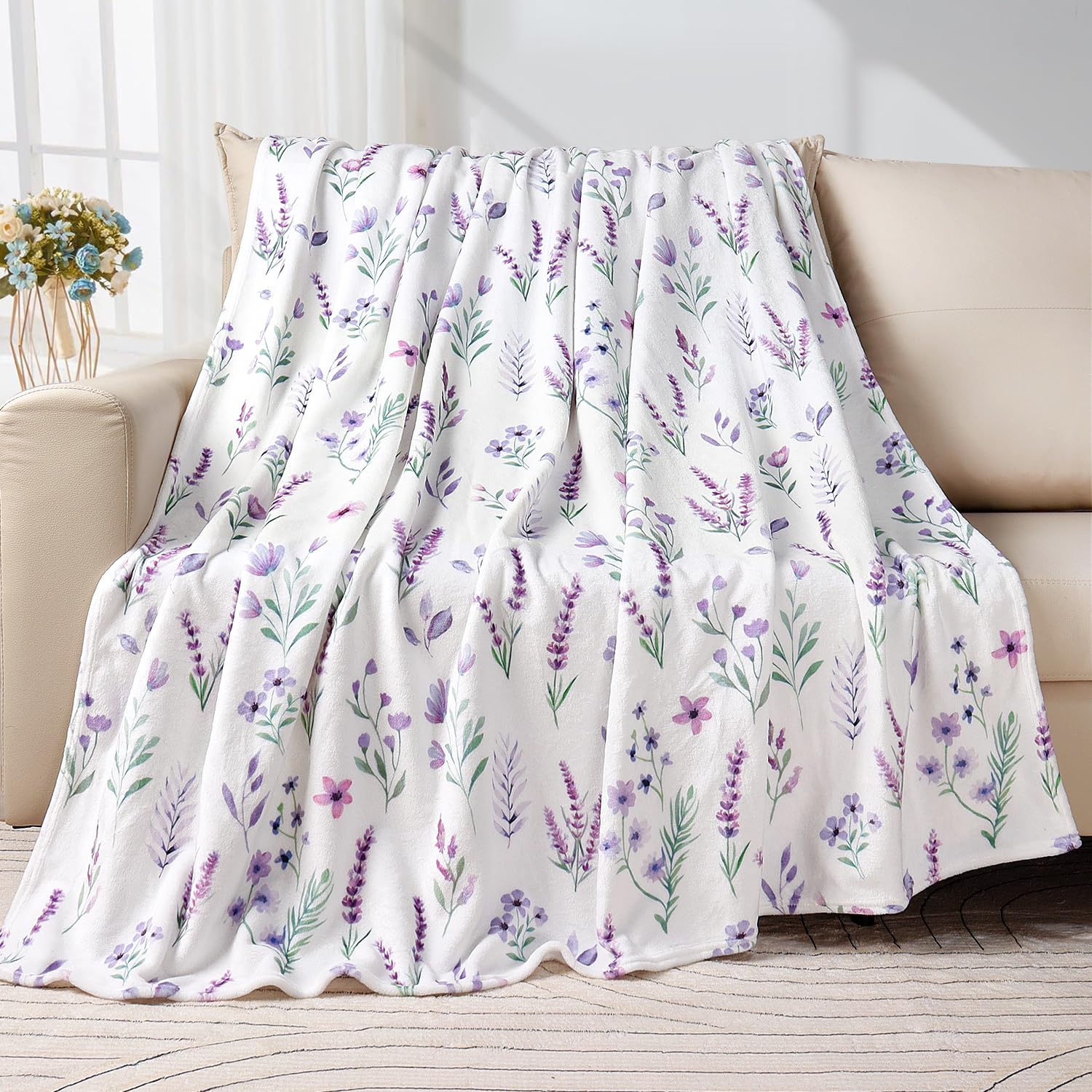 Bestraily Purple Lavender Floral Throw Blanket Flower Botanical Throw Blankets Ultra Soft Cozy Flannel Throw Blanket Lightweight Fleece Fuzzy Plush Throw Blankets for Bed Chair Couch 60" X 80"