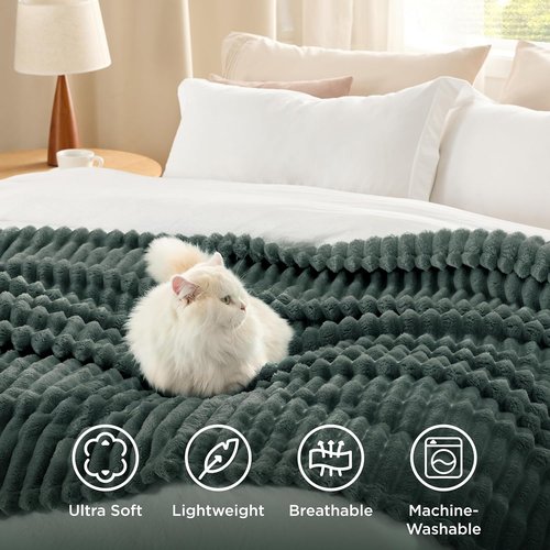 Bedsure GentleSoft Fleece Blanket - Cozy Mallard Green Throw for Couch, 60x80 Inches
