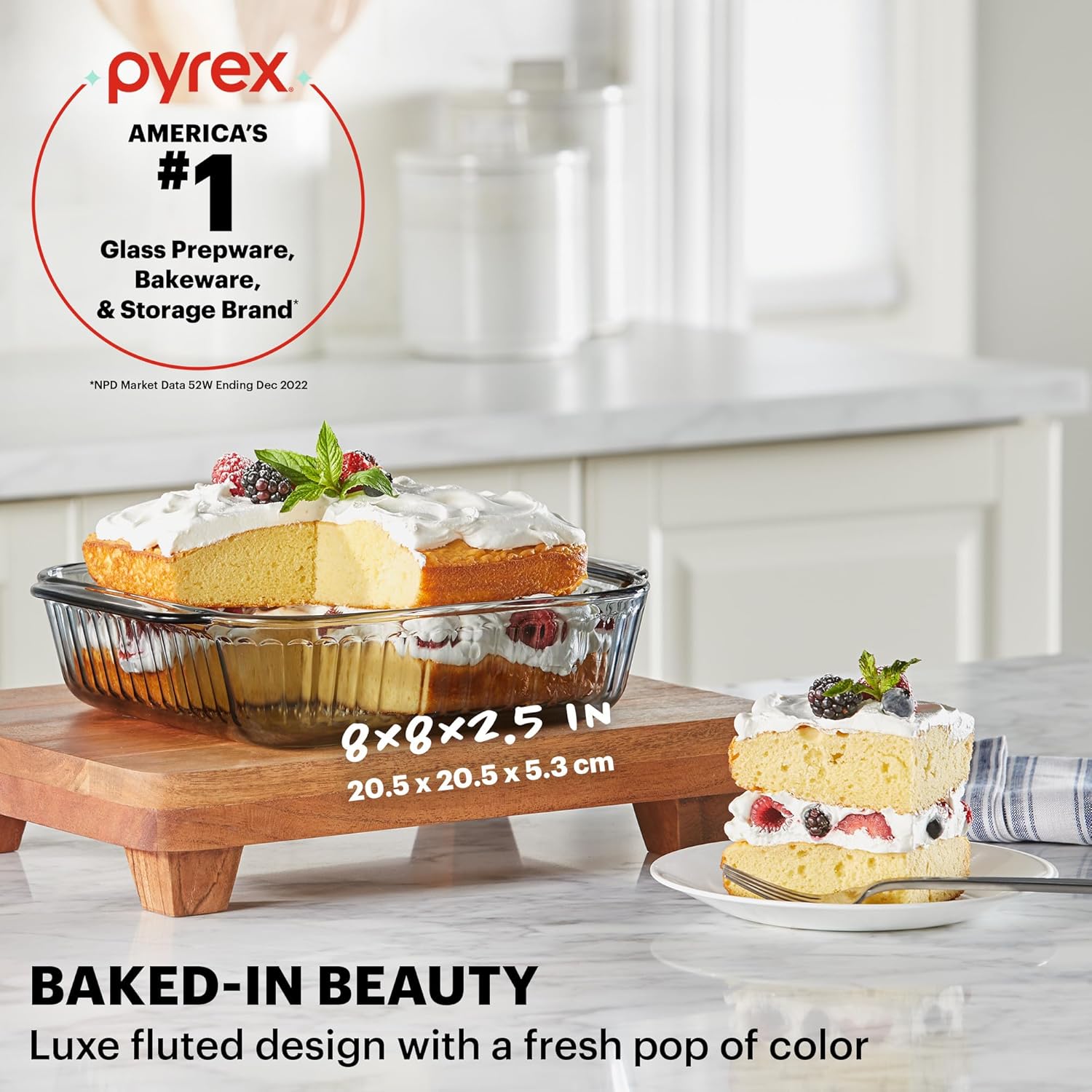 Pyrex Colors Tinted Glass Baking Dish - 8x8 Oblong Bakeware with BPA-Free Lid | Safe for Dishwasher, Freezer, Microwave & Oven