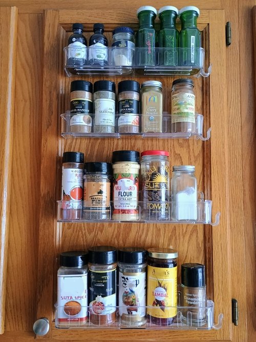Nieifi Spice Rack Wall Mount, 4 Pack, Clear, Screw or Adhesive Installation, Spice Rack Organizer for Your Kitchen Cabinet or Pantry Door