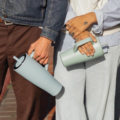 BrüMate Era 30 oz Tumbler with Handle and Straw | 100% Leakproof Insulated Tumbler with Lid and Flexible SoftSip Straw | Made of Stainless Steel | Cup Holder Friendly Base | 30oz (Electric Blue)