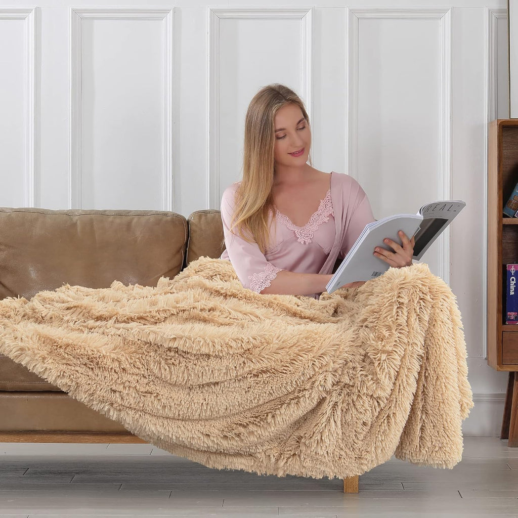 Tuddrom Faux Fur Throw Blanket - Extra Soft & Cozy Reversible Design | 50"x60" - Apricot Color