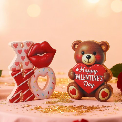 Wesiti 2 Pcs Valentines Day Wooden Bear Decorations Bear Figurines XOXO Tabletop Happy Valentine's Day Table Centerpiece Decorations for Home Indoor Anniversary Wedding Decor Gifts for Him Her