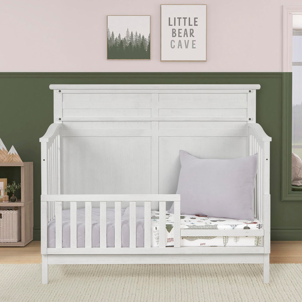 Evolur Grizzly Bear 3 Piece Toddler Bedding Set, Super Soft and Breathable Toddler Bedding, Machine Washable, Includes Fitted Sheet, Comforter and Pillow Case