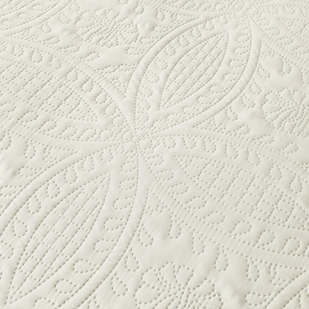 akkialla King/Cal King Quilt Set,Cream Lightweight Bedspread with Coin Pattern, Soft Microfiber Coverlet for All Seasons, Breathable and Skin-Friendly Fabric (1 Quilt, 2 Pillow Shams)