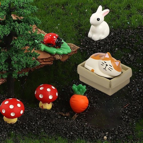Hora de Lima Miniature Cat Figurine kit Mini Resin Statue for Office Desk Figurine Organizer for Nightstand Garden Fairy Accessories Deco Car Dashboard Gift for Cat Lovers