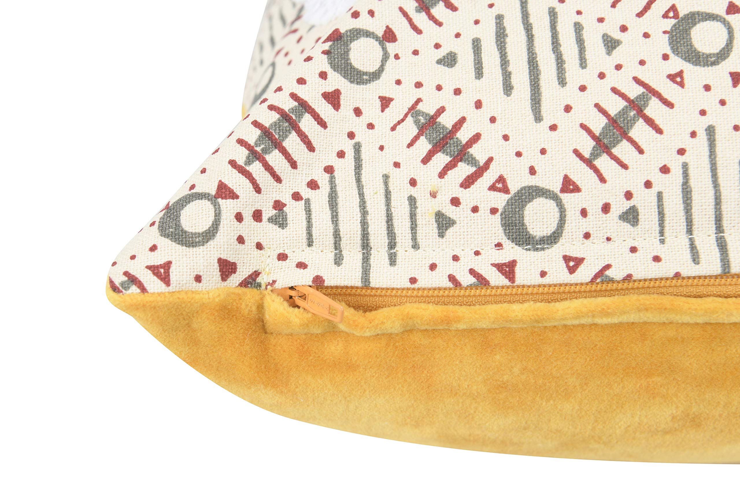 Creative Co-Op One Happy Family are We! Reversible Cotton Stamp Pillow with Solid Back (DF2555)