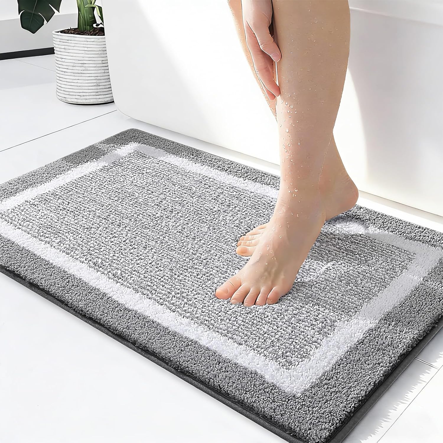 OLANLY Bathroom Rugs - Extra Soft Microfiber Bath Mat | Non-Slip, Machine Washable, 24x16 Inches, Grey