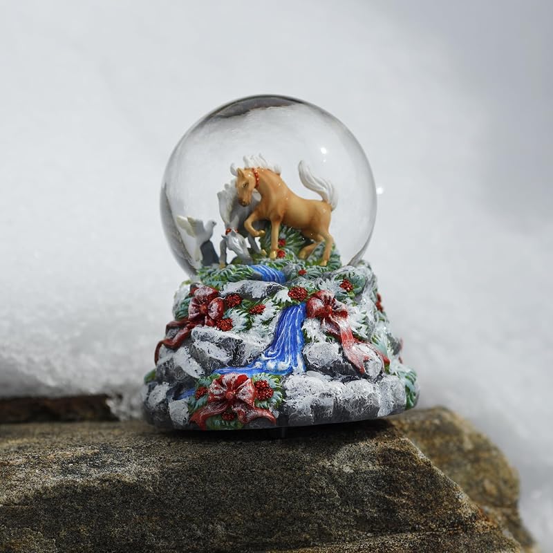 Holiday Snow Globe 2024 – Breyer Winter Woodland Equestrian Collectible