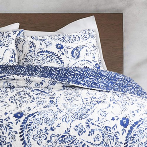 Lush Decor Erindale Paisley Cotton 3Pc Quilt Set King Navy & White – Reversible Lightweight Quilt Bedding with Shams, Classic Boho Style