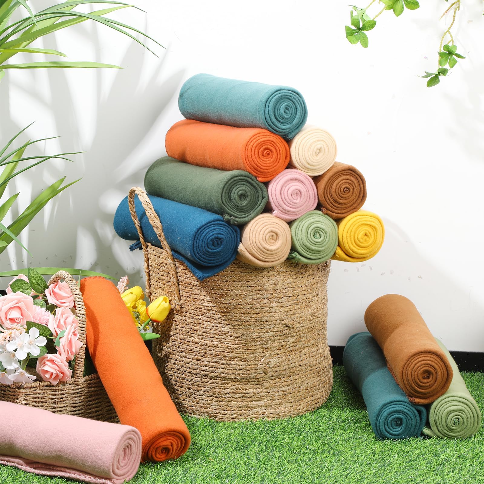 10PCS Vintage Fleece Blankets Bulk 50 X 60, Soft Lightweight Throw Blanket Kit Cozy Blanket Bulk for Bed Sofa Couch Warm Pet Fleece Blanket Set for Wedding Homeless Home Office Travel Gift for Seasons