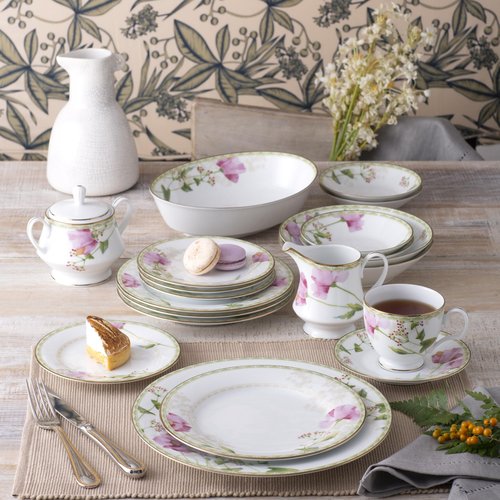 Noritake Poppy Place Set of 4 Teacups, 8 oz.