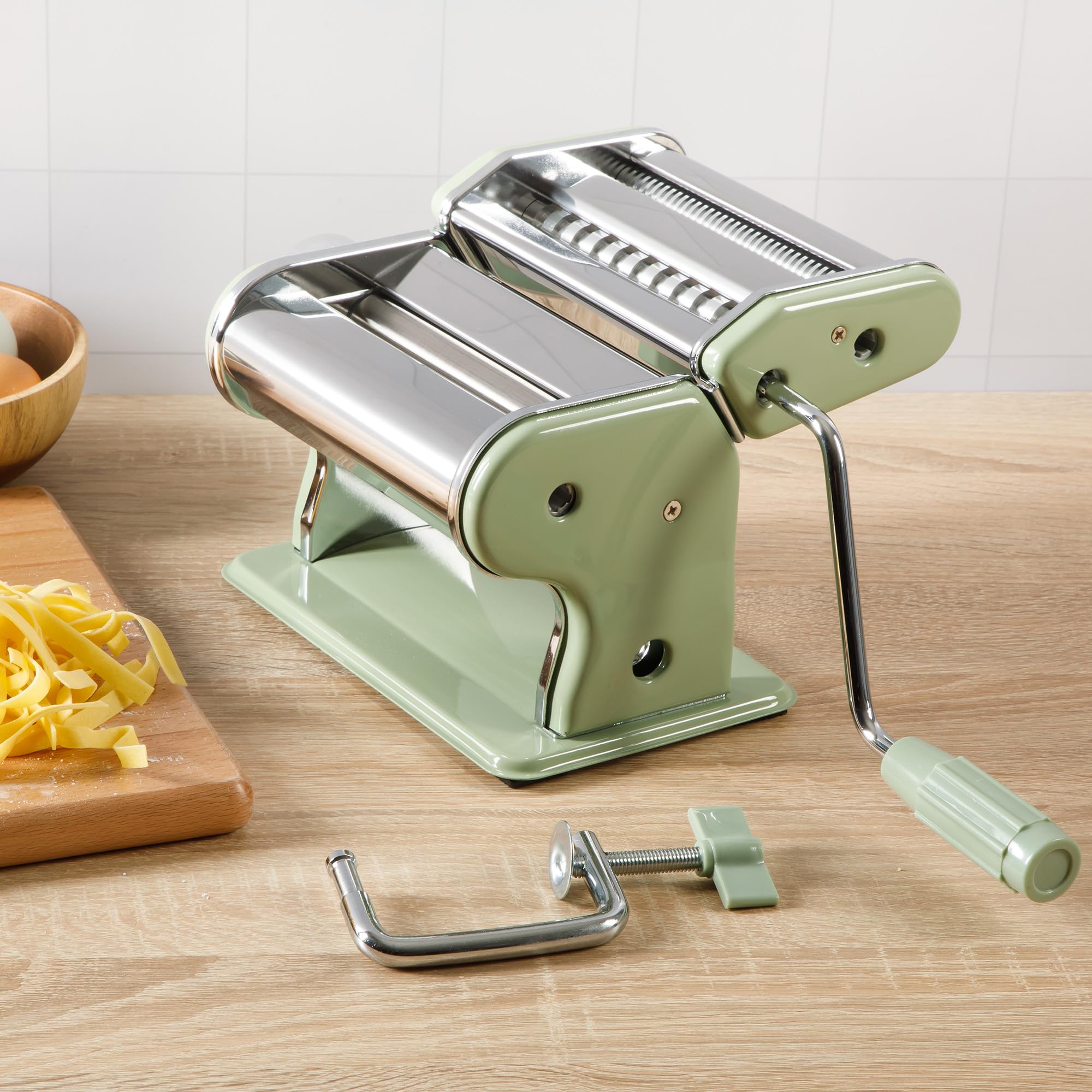 Sur La Table Kitchen Essential Va Bene Manual Pasta Maker Machine Noodle Maker w/Rollers & Cutters - Spaghetti, Fettuccini, Lasagna or Dumpling Skin - Stainless Steel/Juniper Green