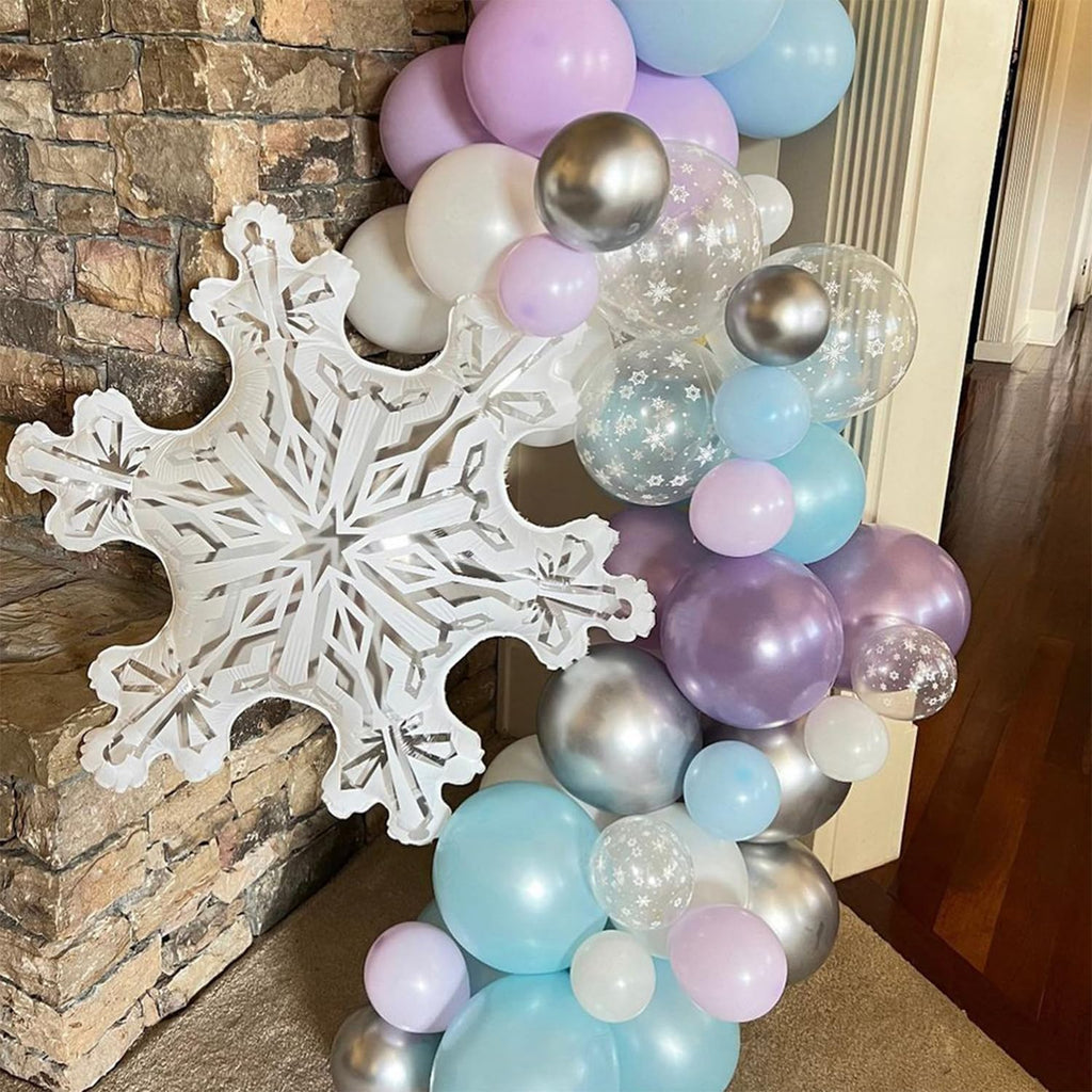 Clear Snowflake Balloons, 36 inch, Set of 5 Foil Mylar Balloons for Christmas and Winter Wonderland Ice Snow Themed Birthday Party Decorations
