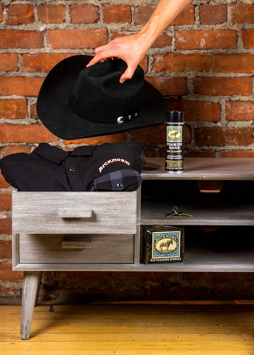 Bickmore Foaming Dark Hat Cleaner | Remove Dirt, Dust, Fingerprints & Sweat Stains - Great for Fur - Felt Cowboy Hats, Baseball Hats & More