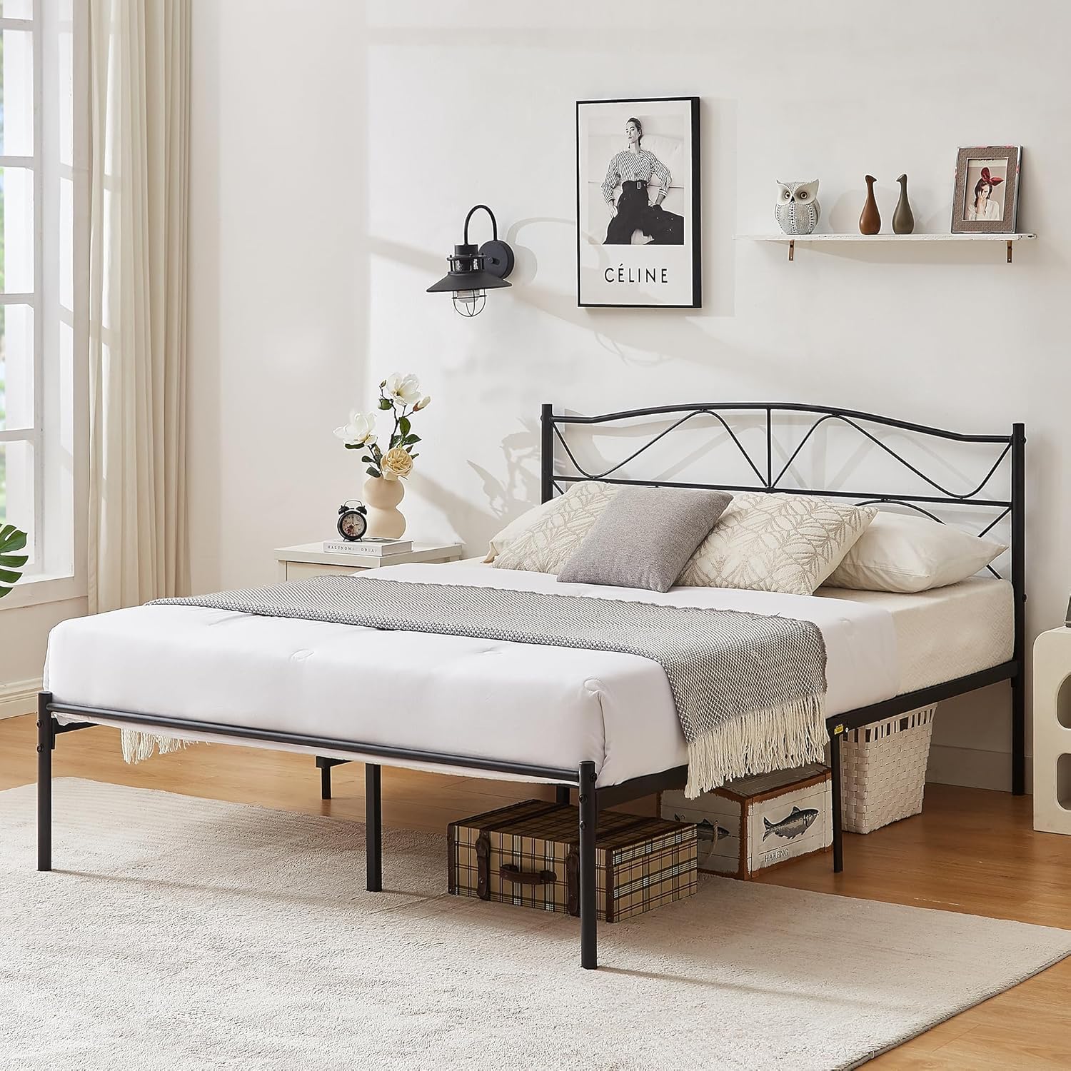 VECELO Full Size Bed Frame, Metal Bed Platform with Headboard, Sturdy Steel Slats Support, No Box Spring Needed/Noise-Free,Easy Assembly, Black