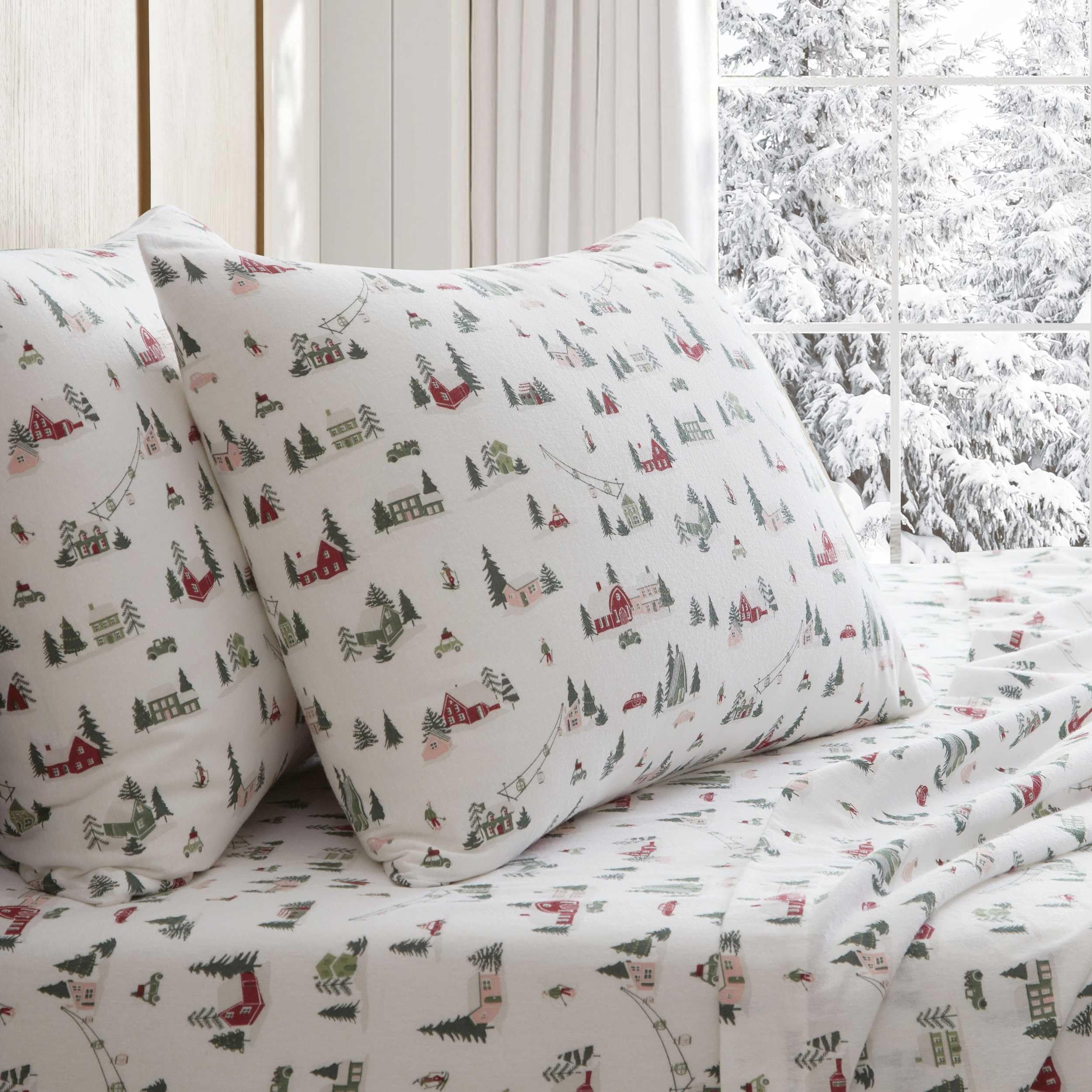 Martha Stewart - Flannel Sheets King Size, Anti-Pilling & Wrinkle Resistant Cotton, Touchably Soft for All-Season Comfort - Bed Sheets with Matching Pillowcases & Fitted Sheet (Ski Village Green)