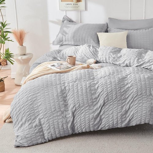 HYMOKEGE King Size Comforter Set - Luxury 7-Piece Seersucker Bedding Set in Light Grey | All-Season Comfort