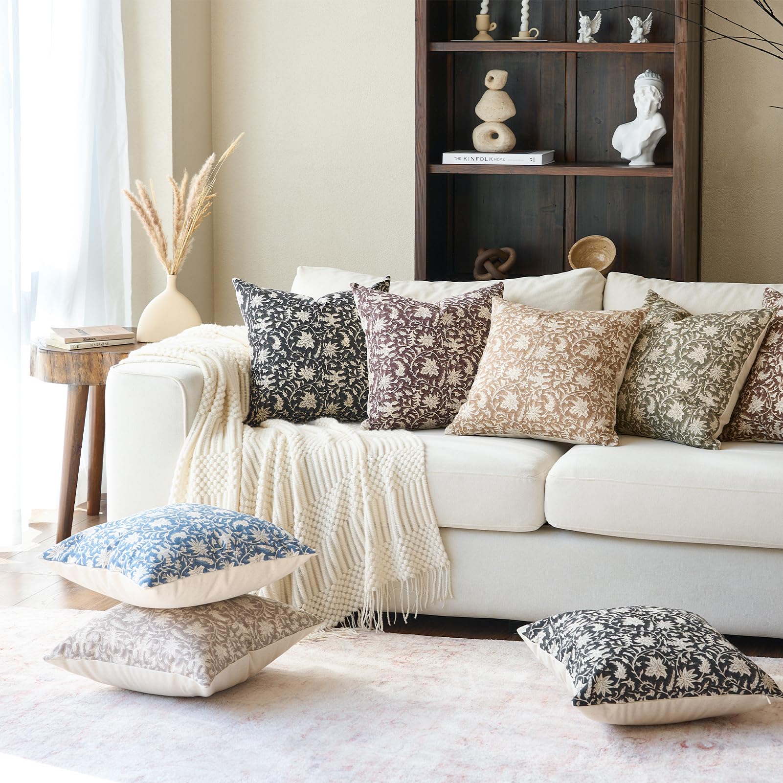 FIOUOVO Floral Throw Pillow Covers 18x18 Farmhouse Block Print Pillow Covers Decorative Pillow Covers Couch Pillows for Living Room Vintage Accent Sofa Pillows Set of 2, Neutral