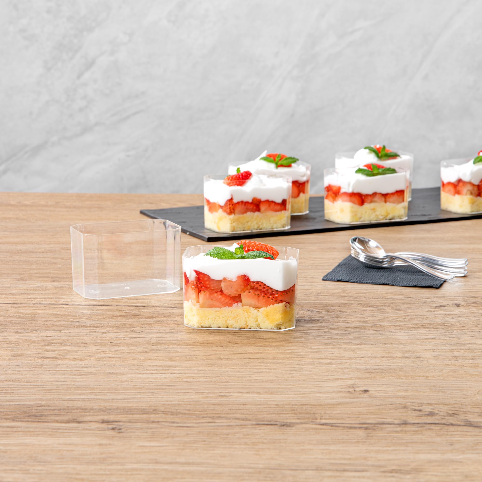 Restaurantware Mini Serve 3.4 Ounce Plastic Dessert Cups, 100 Disposable Round Serving Cups - Lids Sold Separately, Stackable, Clear Plastic Parfait Cup, Durable, For Ice Cream, Gelato, And Sorbet
