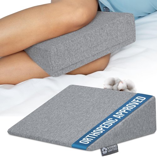 5 STARS UNITED Small Knee Pillow for Side Sleepers – Wedge Firm Foam Support for Belly, Back & Knees – Compact Maternity Cushion for Travel & Pregnancy Relief, Natural Gray