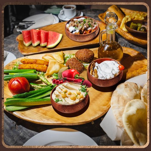 Skylety 20 Pcs Acacia Wooden Bowls Small Calabash Bowls Round Wood Salad Hand Carved Calabash Dip Tray for Serving Popcorn Pasta Coconut Nuts Sauce Appetizers Home Kitchen (4 Inch)