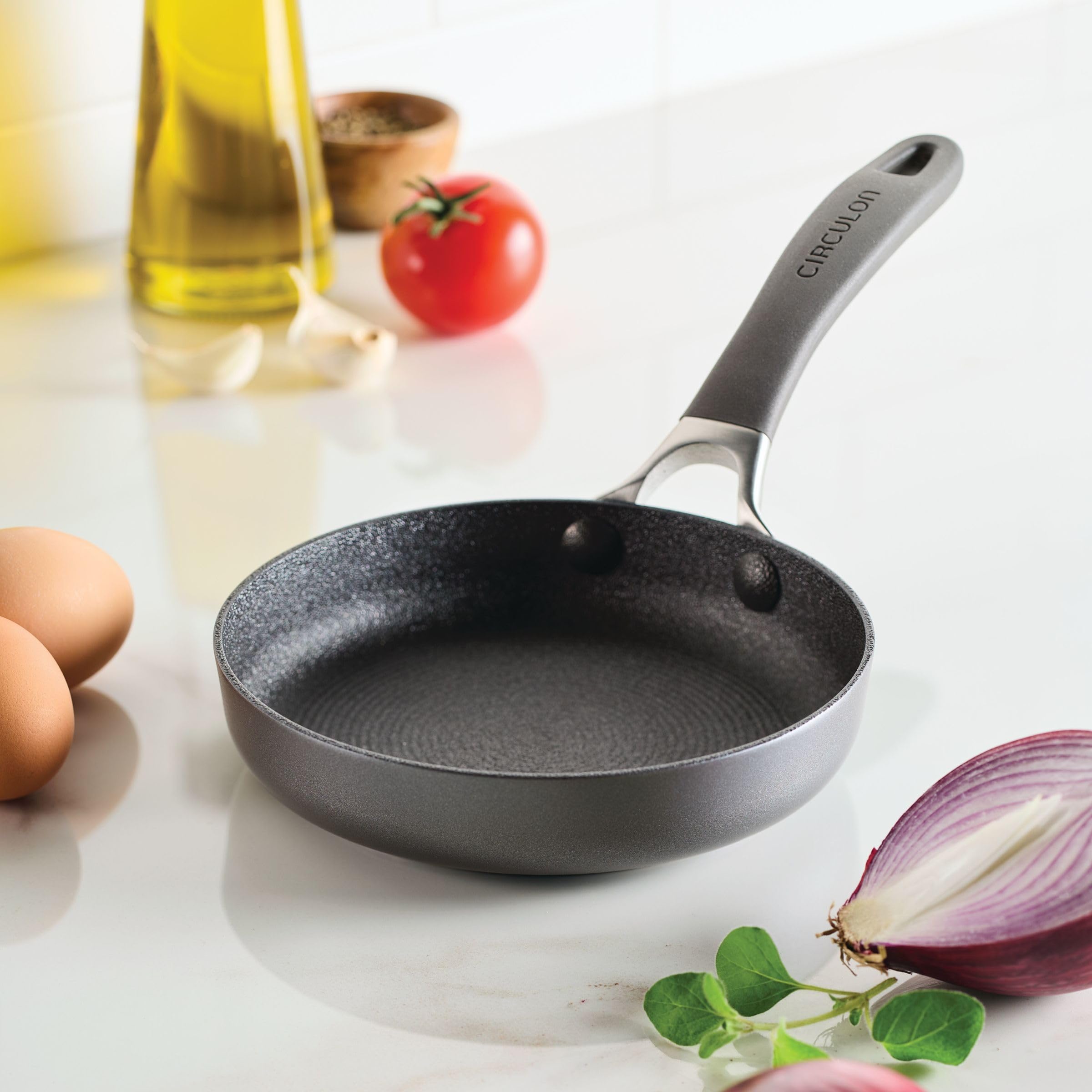 Circulon A1 Series with ScratchDefense Nonstick Induction Small Frying Pan for Eggs, Induction Cookware, Egg Pan, 6.25-Inch, Graphite