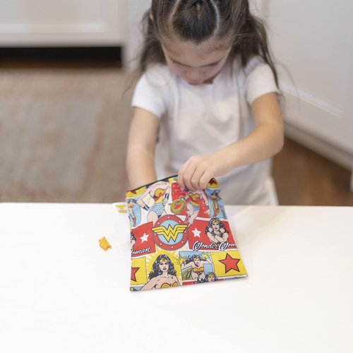 Bumkins Reusable Sandwich and Snack Bags, DC Comics Wonder Woman for Kids Lunch Bags and for Adults, Washable Fabric, Cloth Zip Bag, Dishwasher-Safe, Food-Safe (Pack of 2)