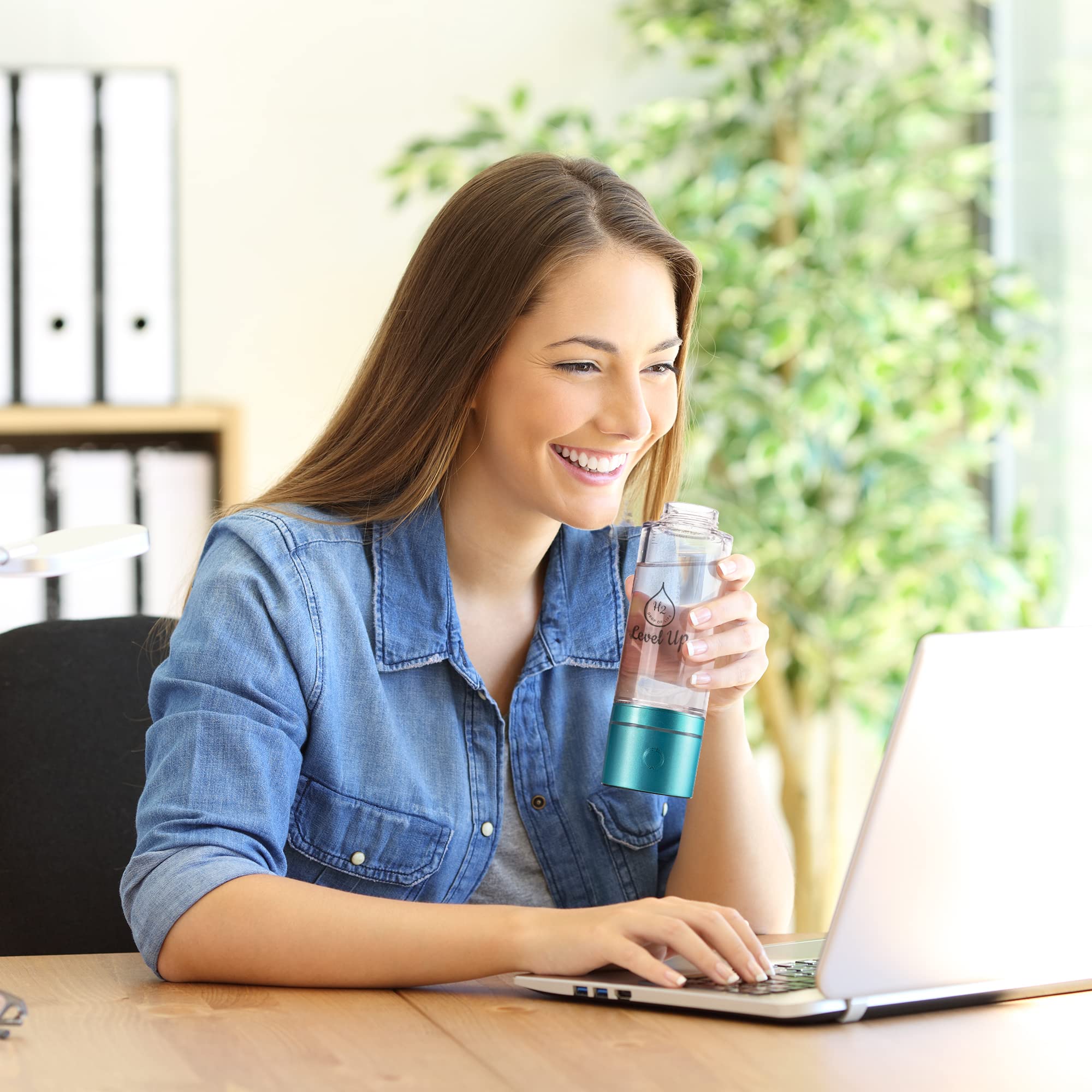 LevelUpWay - Improved Hydrogen Water Bottle Generator – Up to 4000 PPB Pure Hydrogen Water – Dual Chamber SPE PEM Technology – Blue – Enhanced Hydration Solution