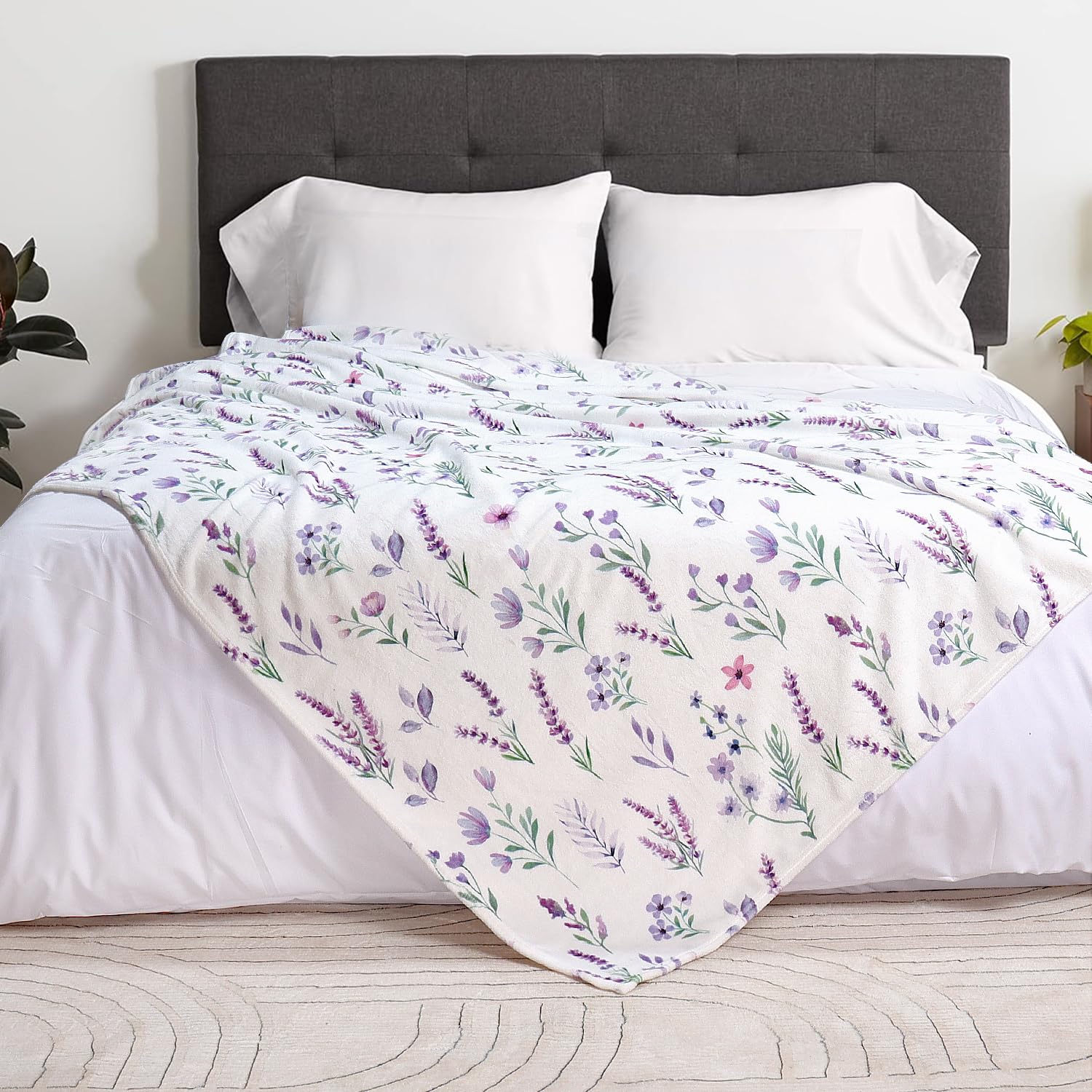 Bestraily Purple Lavender Floral Throw Blanket Flower Botanical Throw Blankets Ultra Soft Cozy Flannel Throw Blanket Lightweight Fleece Fuzzy Plush Throw Blankets for Bed Chair Couch 60" X 80"