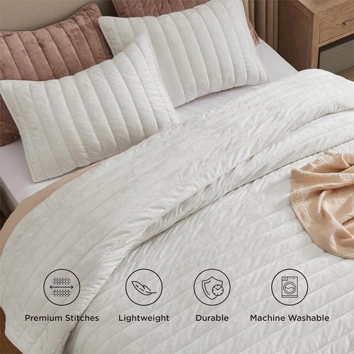 Bedsure Velvet Quilt King Size Set - Lightweight Cream White Comforter | Oversized Luxury Bedspread with 2 Pillow Shams
