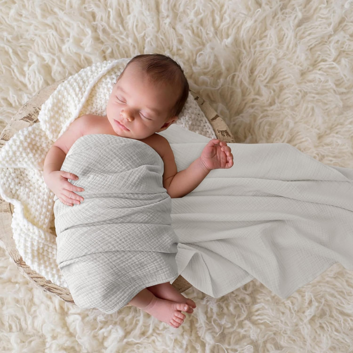 Bearmoss Muslin Swaddle Blankets - Soft & Breathable Baby Blankets | 40 x 38 Inches, 3 Pack (Cloud)