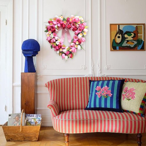 Bibelot Valentine's Day Heart Shaped Tulip Wreath, 20 Inch Pink White Tulip Floral Wreath for Front Door, Artificial Flower Heart Wreaths for Wedding Anniversary Festival Decorations
