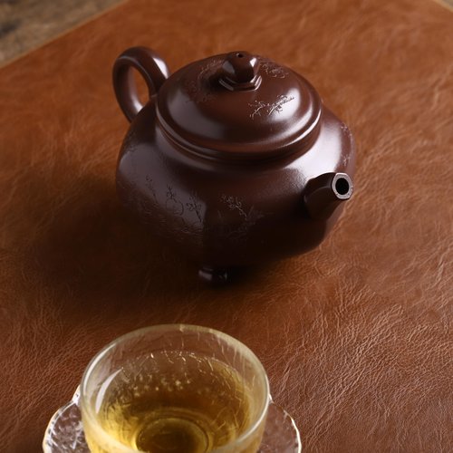 SILINE Zisha Teapot, Chinese Yixing Clay Handmade Tea Pot 11 Oz, Infuse Brew Kung Fu Loose Leaf Tea Maker (SanzuMeihua,Purple Clay)