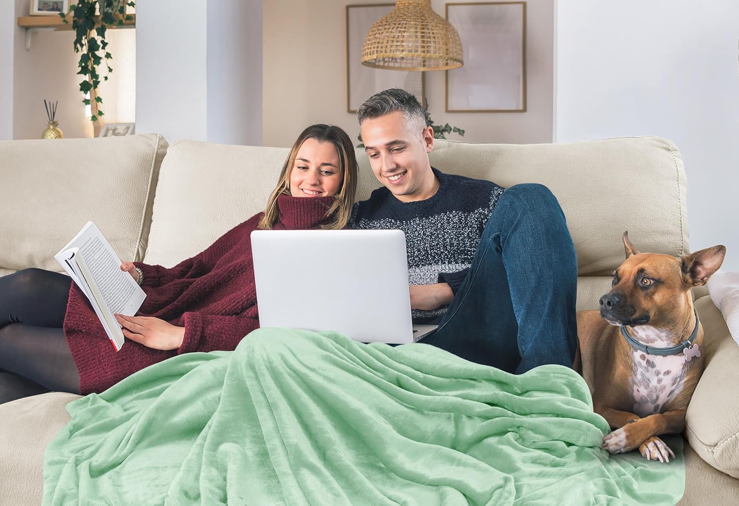 Utopia Bedding Fleece Blanket - King Size Mint Green (90x102 Inches) | Ultra Soft, Warm & Lightweight Microfiber