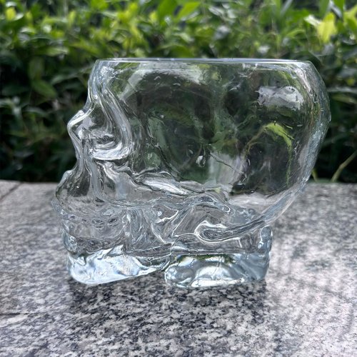 TVIAOH 700ML 24oz 4pcs Skull Wine Glass Cup Funny Large Glasses, Drinking Glass Vodka Spirits Cup Glass Halloween Decorations Gifts Halloween Themed Party Holiday Gifts New Skull Cup 4set