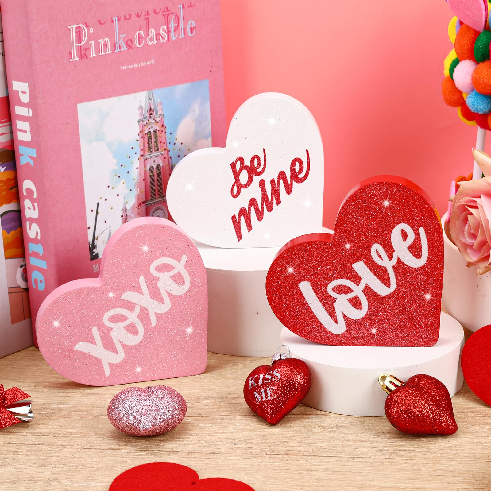 PETKNOWS Valentine's Day Wooden Heart Decor Set, Wooden Sign Set for Indoor Tabletop Decoration, Rustic Table Centerpiece for Home, Kitchen, Mantel Desk