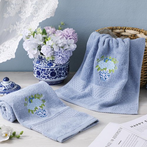 Frienda 2 Pcs Chinoiserie Vase Hydrangea Hand Towels Slate Blue Bathroom Decor 29.5x13.8 Inches Embroidered 100% Cotton Soft Absorbent Spring Summer Decorative Hand Towels for Bathroom Kitchen