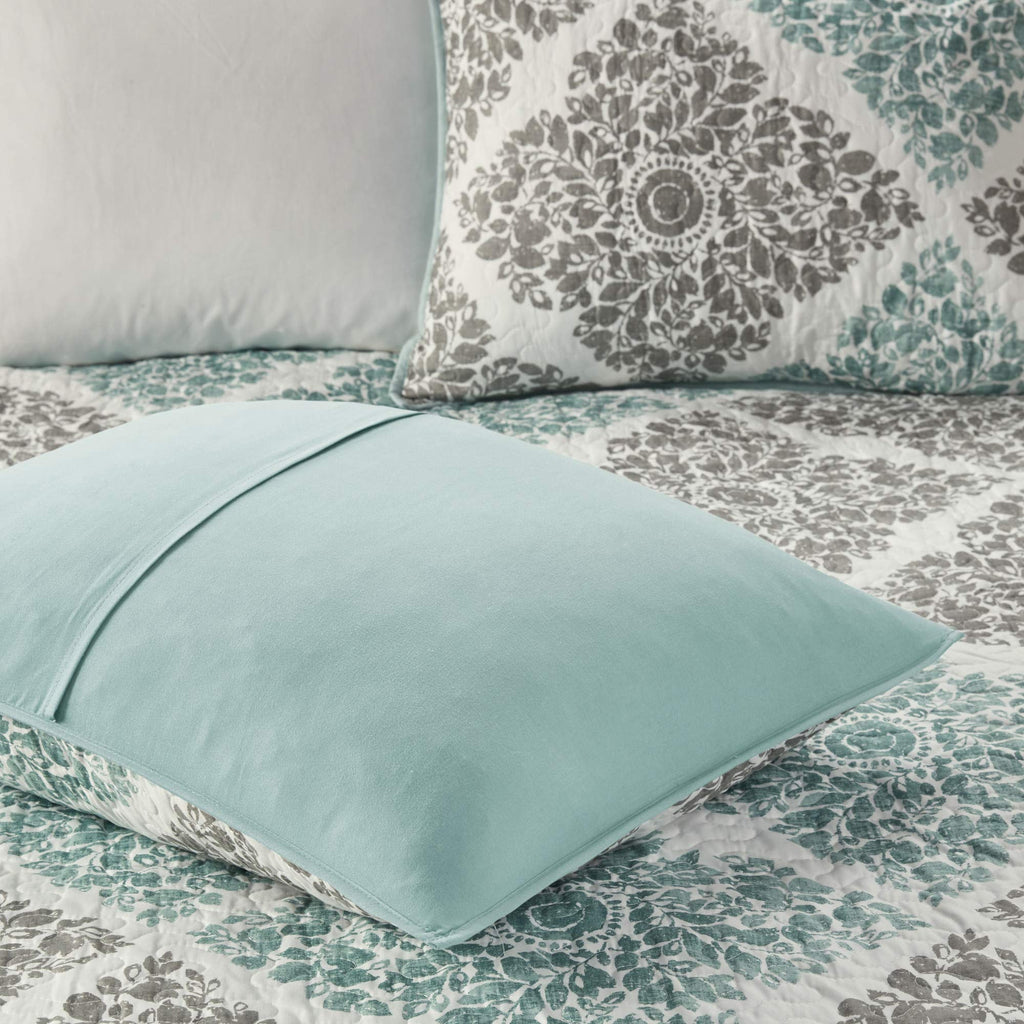 Madison Park Claire Quilt Modern Design - All Season, Breathable Coverlet Lightweight Bedding Set, Matching Shams, Decorative Pillow, Full/Queen (90 in x 90 in), Diamond Aqua 6 Piece