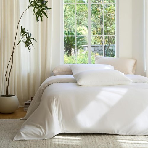 DOZ Duvet Cover Set - Buttery Soft Bamboo Viscose | Cooling & Organically Grown | 90"x90" (Snow, Full/Queen)