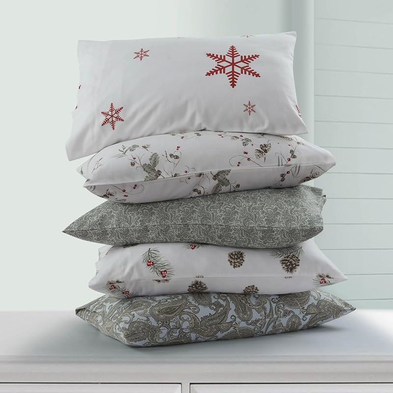 Pillowcase Set - Pine Cones and Berries, King 2-Pack, 100% Cotton Flannel, 170-GSM, Envelope Closure
