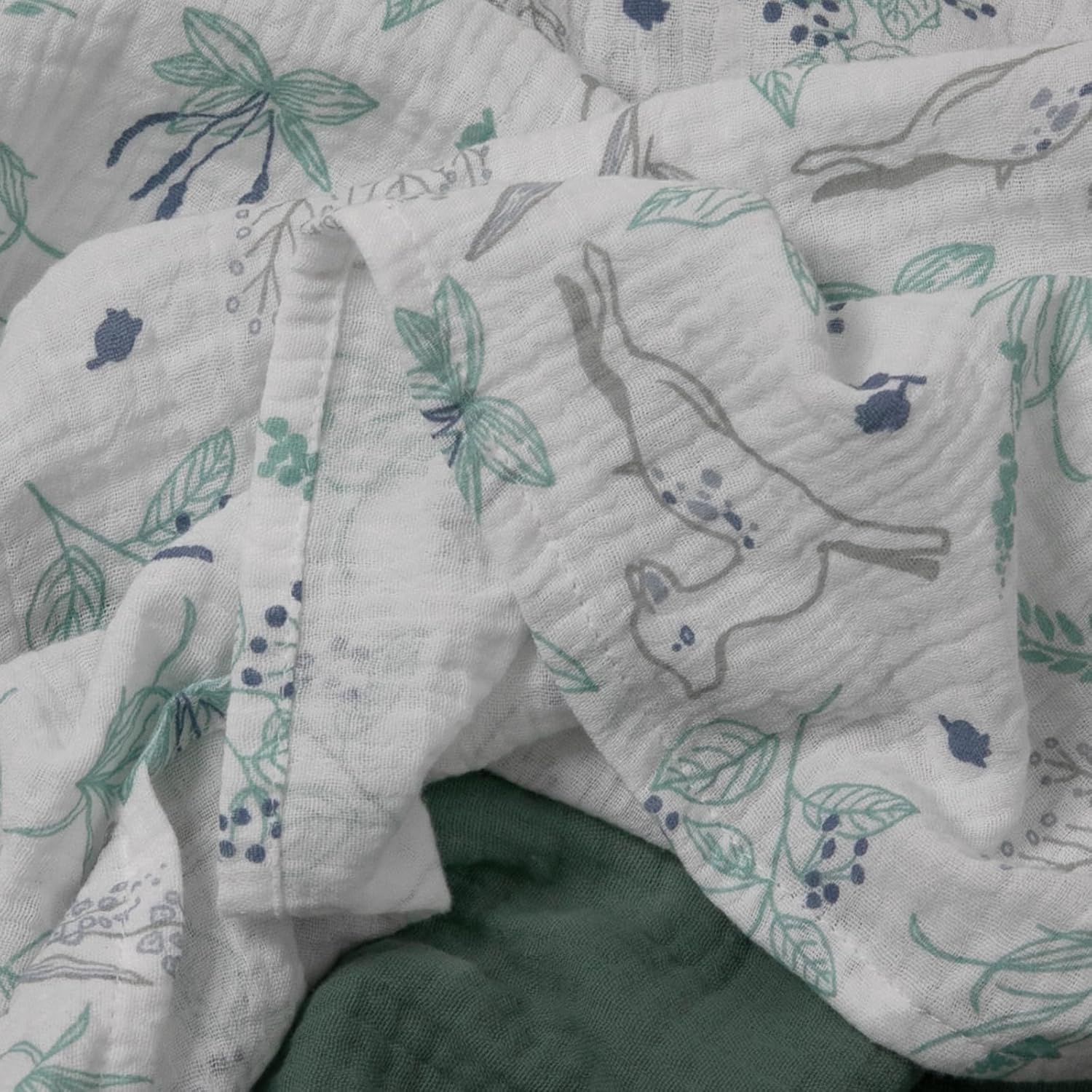 Skiennix Muslin Swaddle Blankets - 3 Pack Soft & Breathable Receiving Blankets | Large 38 x 40 Inches (Fawn & Leaves)