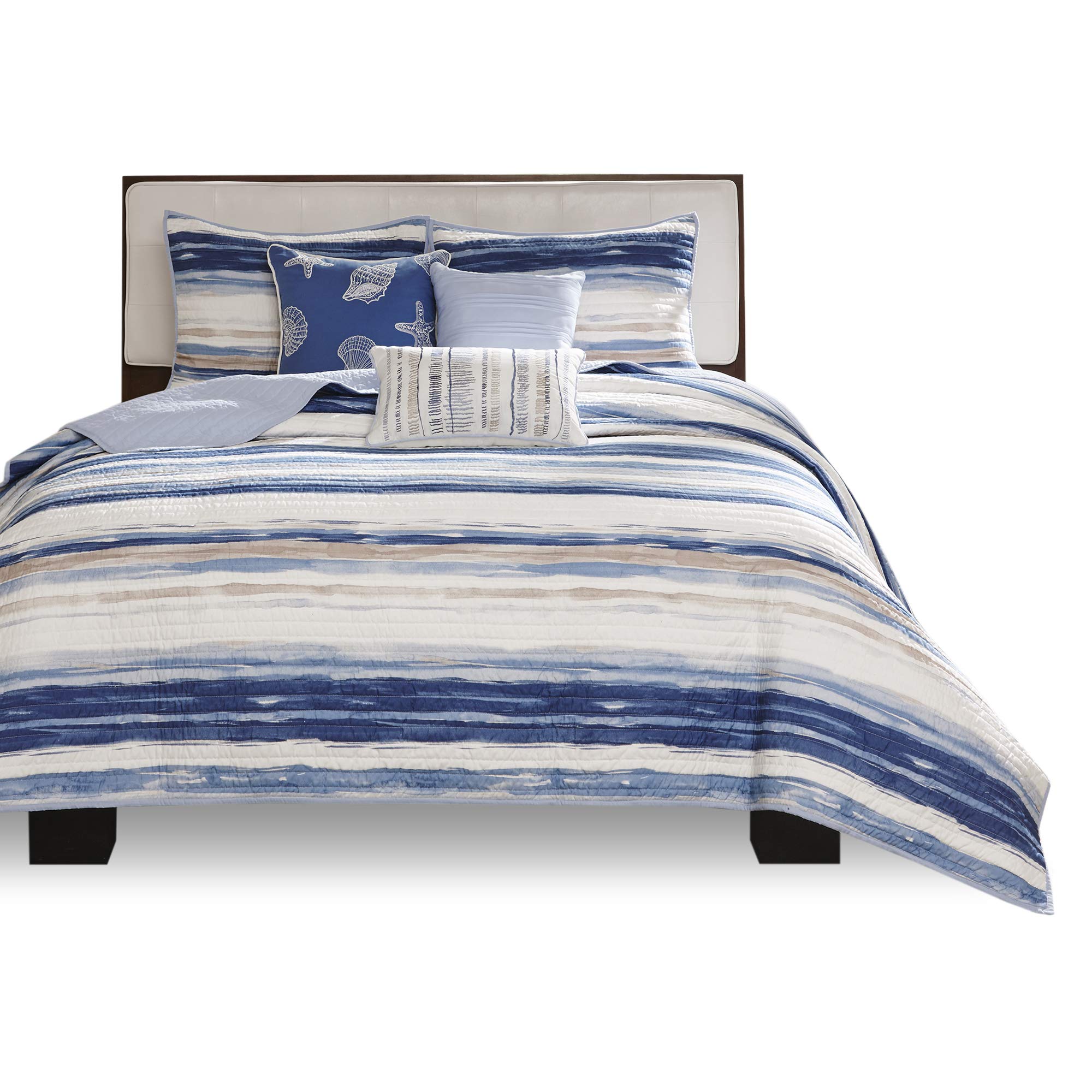 Madison Park Quilt Set Cottage Coastal Design, 6 Piece Set - All Season, Coverlet Bedspread Lightweight Bedding Layer, Shams, Toss Pillows, King/Cal King(104"x94"), Blue/White