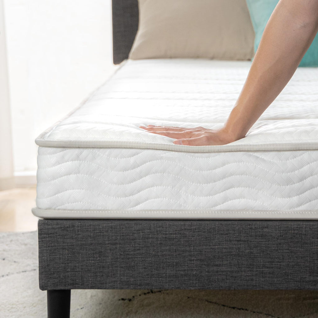 Zinus 6 Inch Foam and Spring Hybrid Mattress [New Version], Twin, Medium Firmness, Durable Support, Certified Safe Foams & Fabric, Mattress in A Box, White