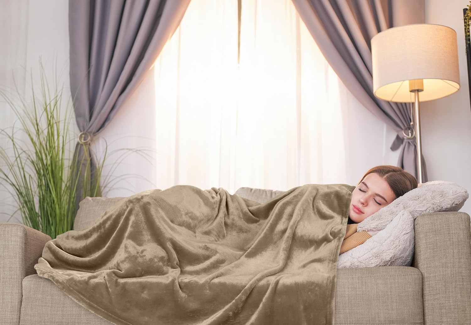 Utopia Bedding Fleece Blanket - Luxury Anti-Static Soft Microfiber Throw | Camel, 50x60 Inch