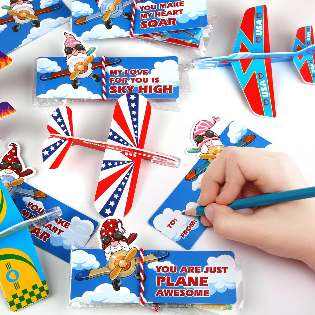 SURCVIO 28 Pack Valentines Day Gifts for Kids, Foam Airplanes Party Favor Set with Valentines Greeting Cards for Kids, Valentine's Day School Prize Party Favor, Classroom Exchange Gift Set