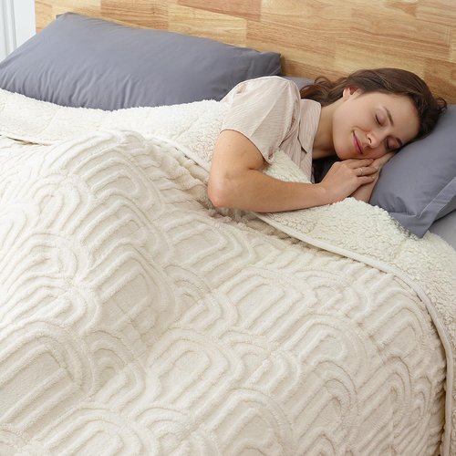 Sherpa Fleece Adult Weighted Blanket Great for Sleep, 15 lbs Dual Sided Soft Fuzzy Heavy Blankets for Couch Bed Sofa, Cozy Warm Arched Jacquard Throw for Winter (Cream White, 48" x 72", 15 Pounds)