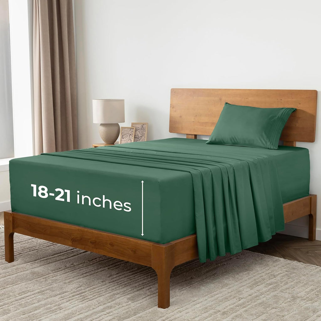 Mellanni Extra Deep Twin Sheets - Hotel Luxury Ultra Soft Cooling Bedding - Wrinkle & Stain Resistant (Twin, Emerald Green)